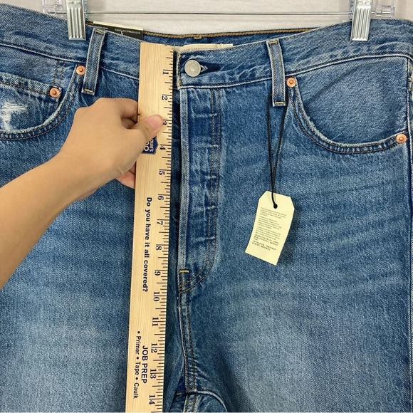 New Levi's Premium Distressed Ribcage Straight Ankle Jeans size 32 - Picture 8 of 10